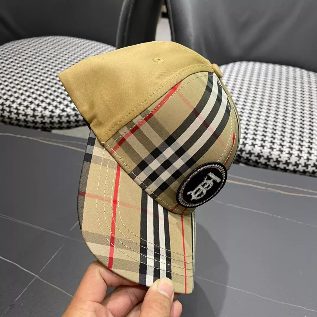 Burberry Caps Vibrant 9599