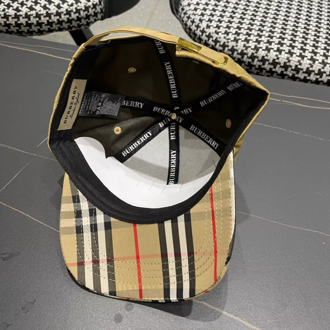 Burberry Caps Vibrant 9599