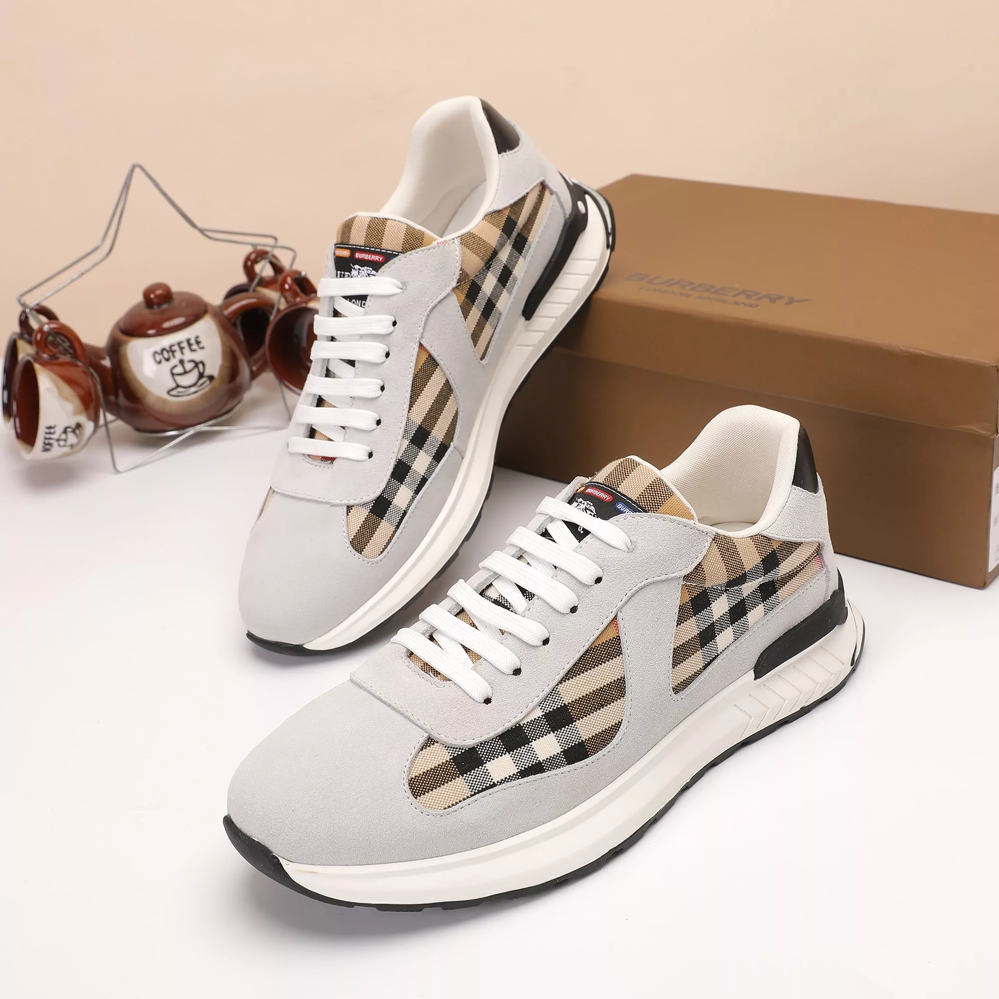 Burberry Casual Shoes For Men Affordable 2855