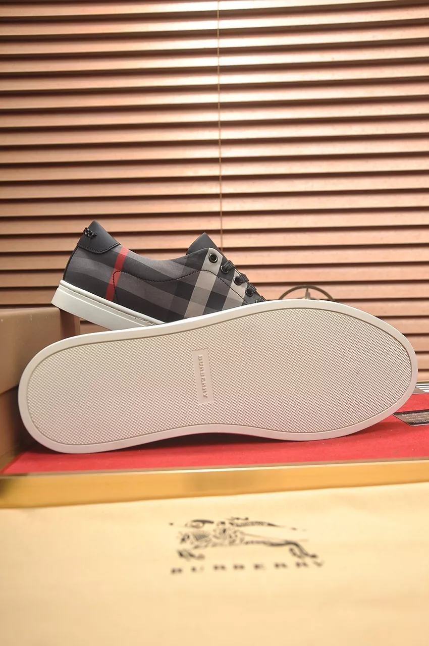 Burberry Casual Shoes For Men Affordable 3022