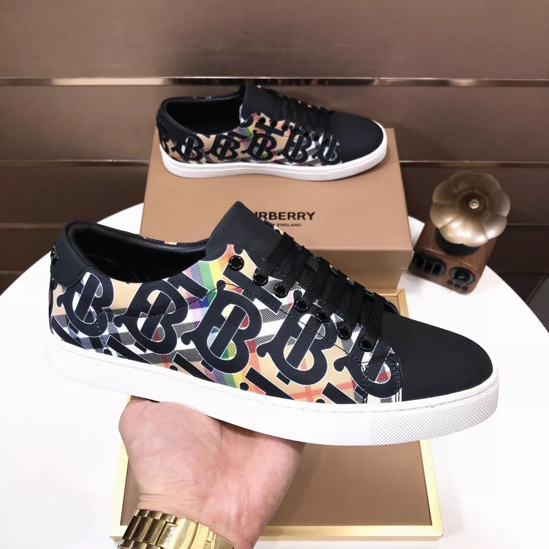 Burberry Casual Shoes For Men AllSeason 159