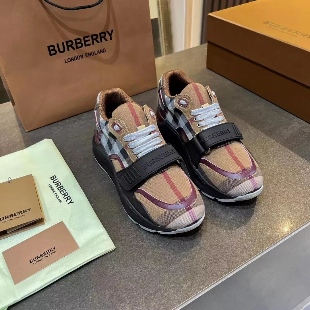 Burberry Casual Shoes For Men AllSeason 1657