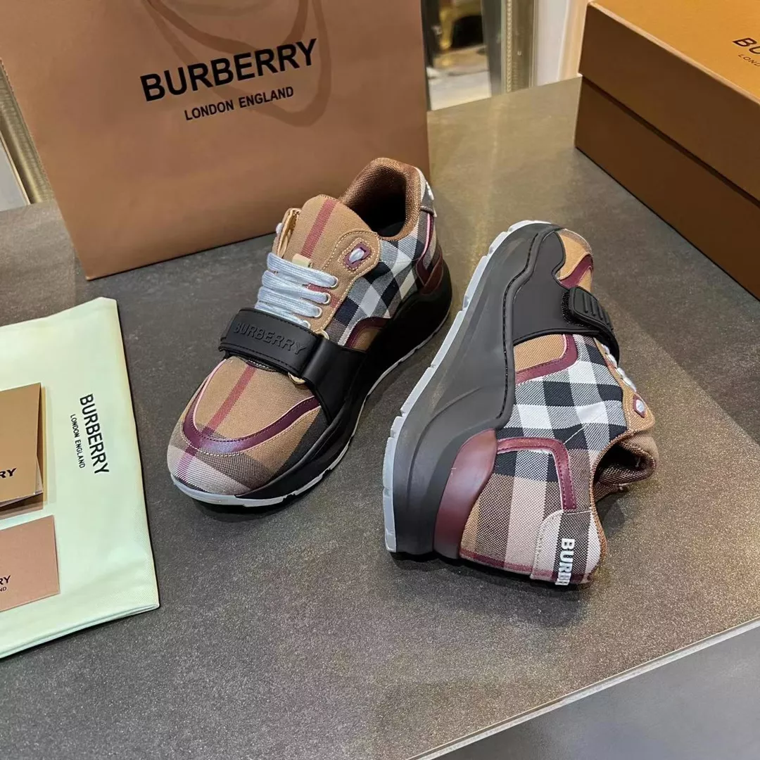 Burberry Casual Shoes For Men AllSeason 1657