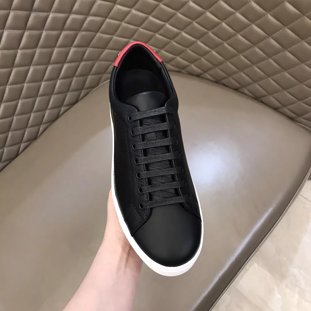 Burberry Casual Shoes For Men AllSeason 4342