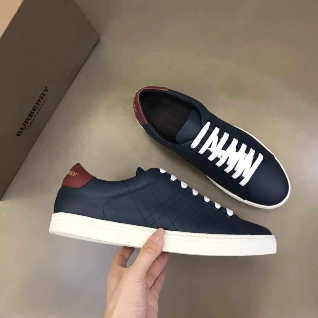 Burberry Casual Shoes For Men AllSeason 610