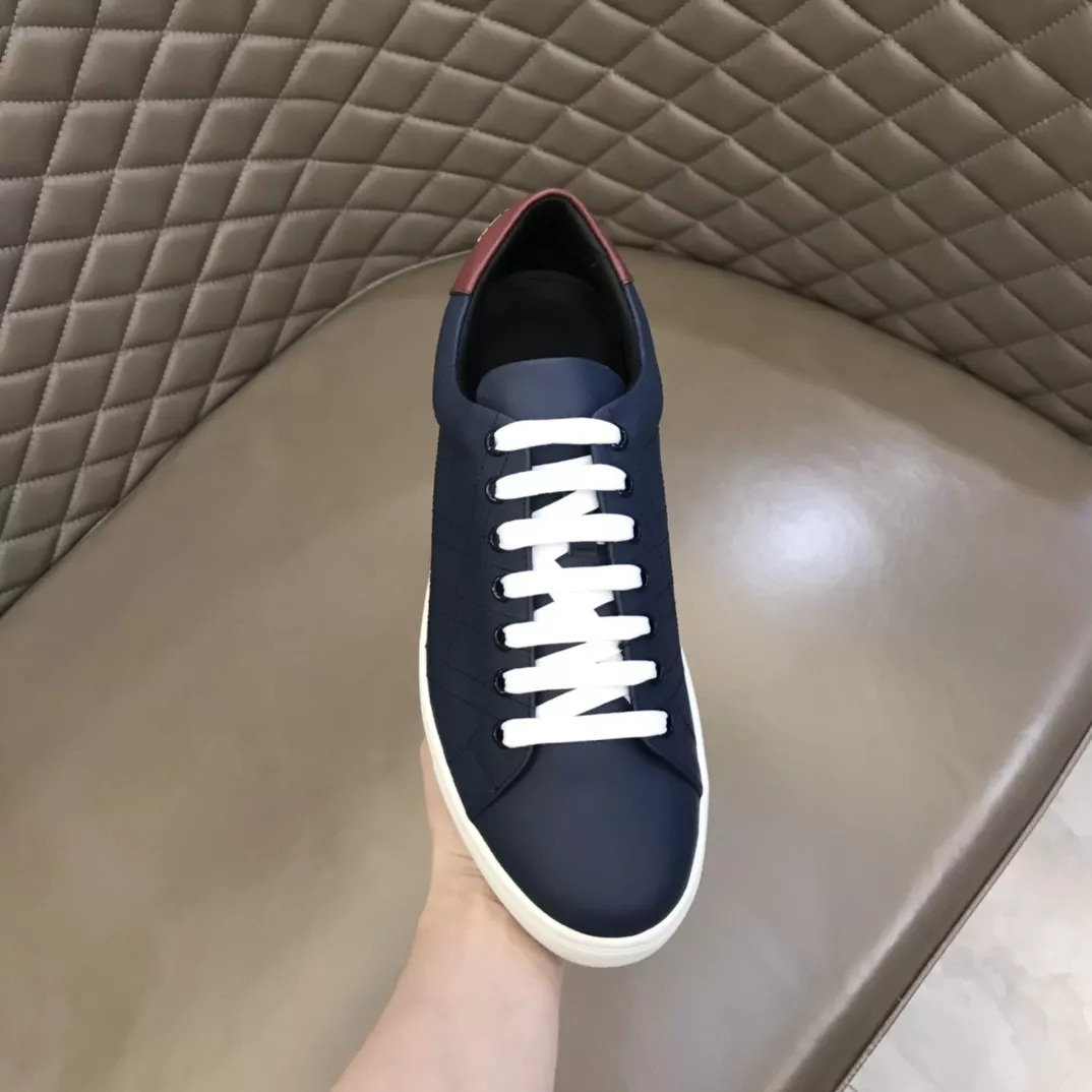 Burberry Casual Shoes For Men AllSeason 610
