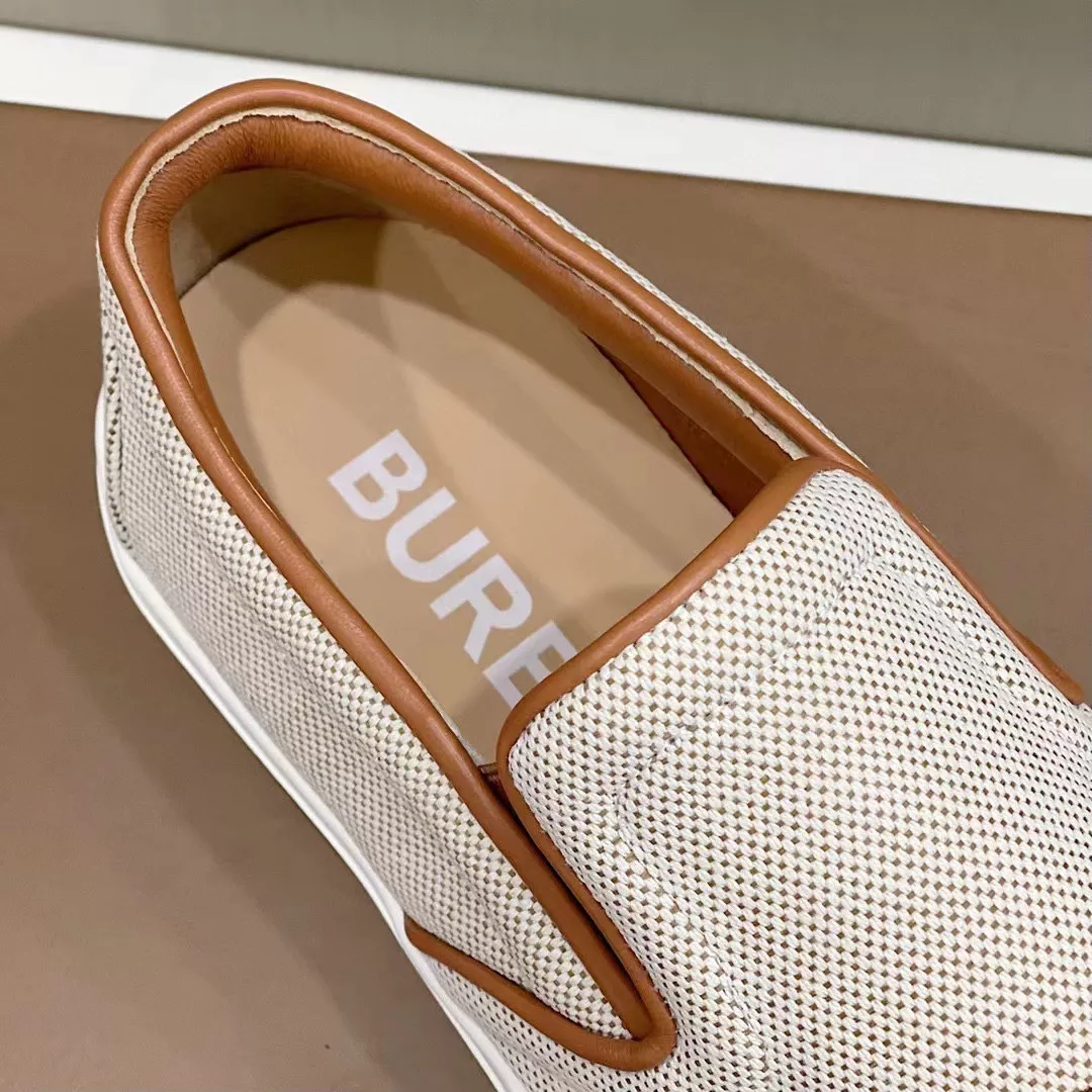 Burberry Casual Shoes For Men BestValue 8129