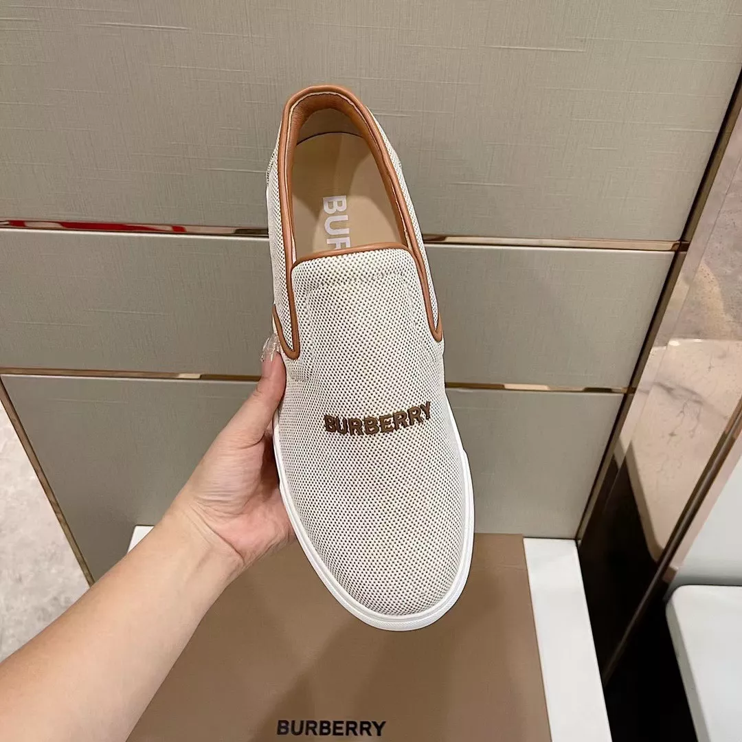 Burberry Casual Shoes For Men BestValue 8129