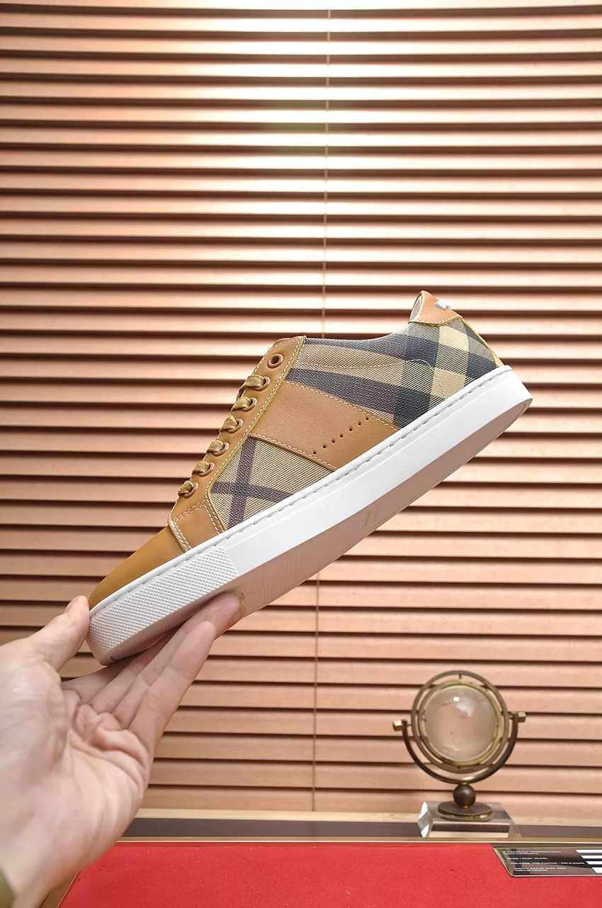 Burberry Casual Shoes For Men Bold 123
