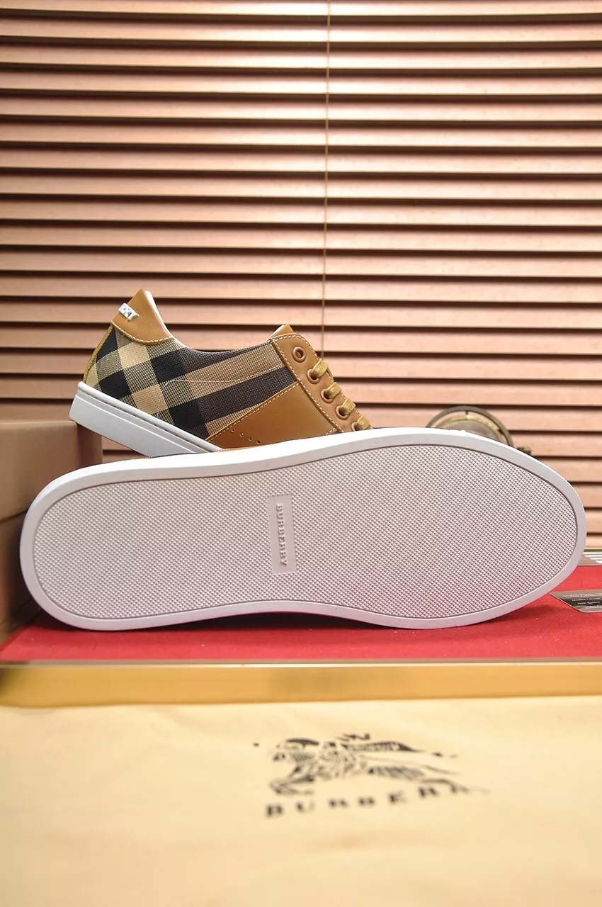 Burberry Casual Shoes For Men Bold 123