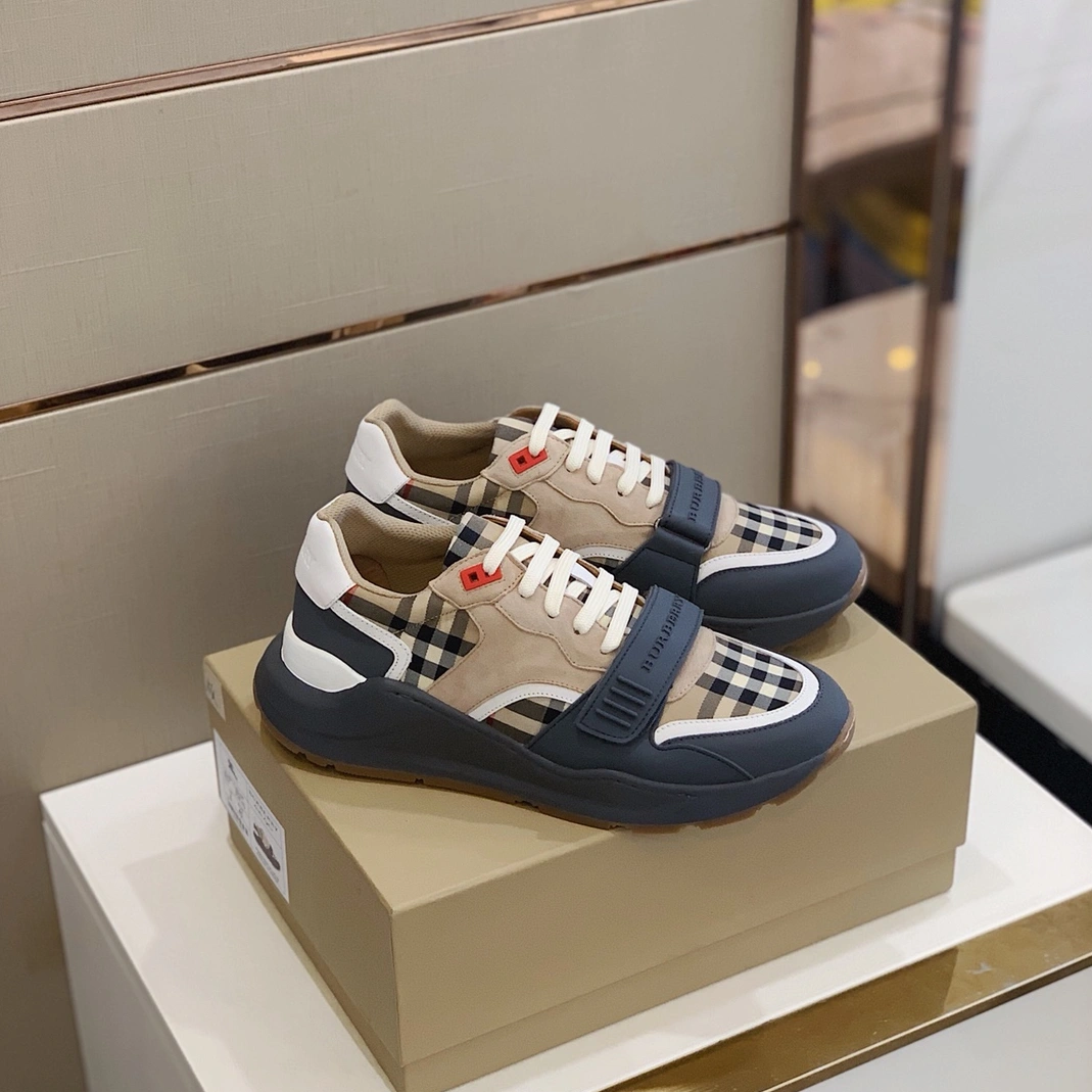 Burberry Casual Shoes For Men Bold 8226