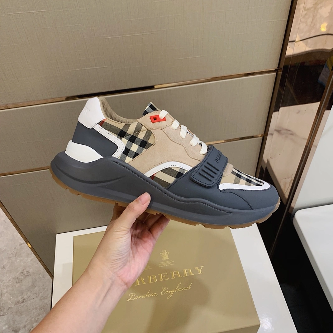 Burberry Casual Shoes For Men Bold 8226