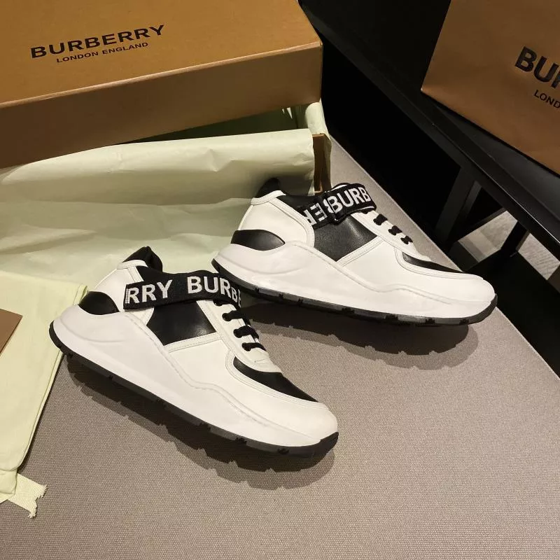 Burberry Casual Shoes For Men Bold 9407
