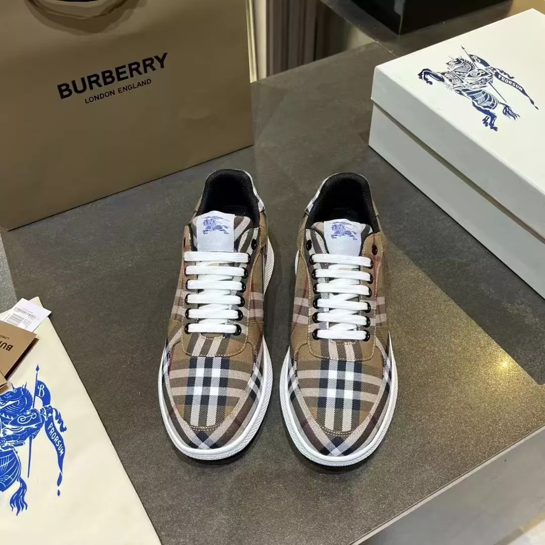 Burberry Casual Shoes For Men Breathable 3696
