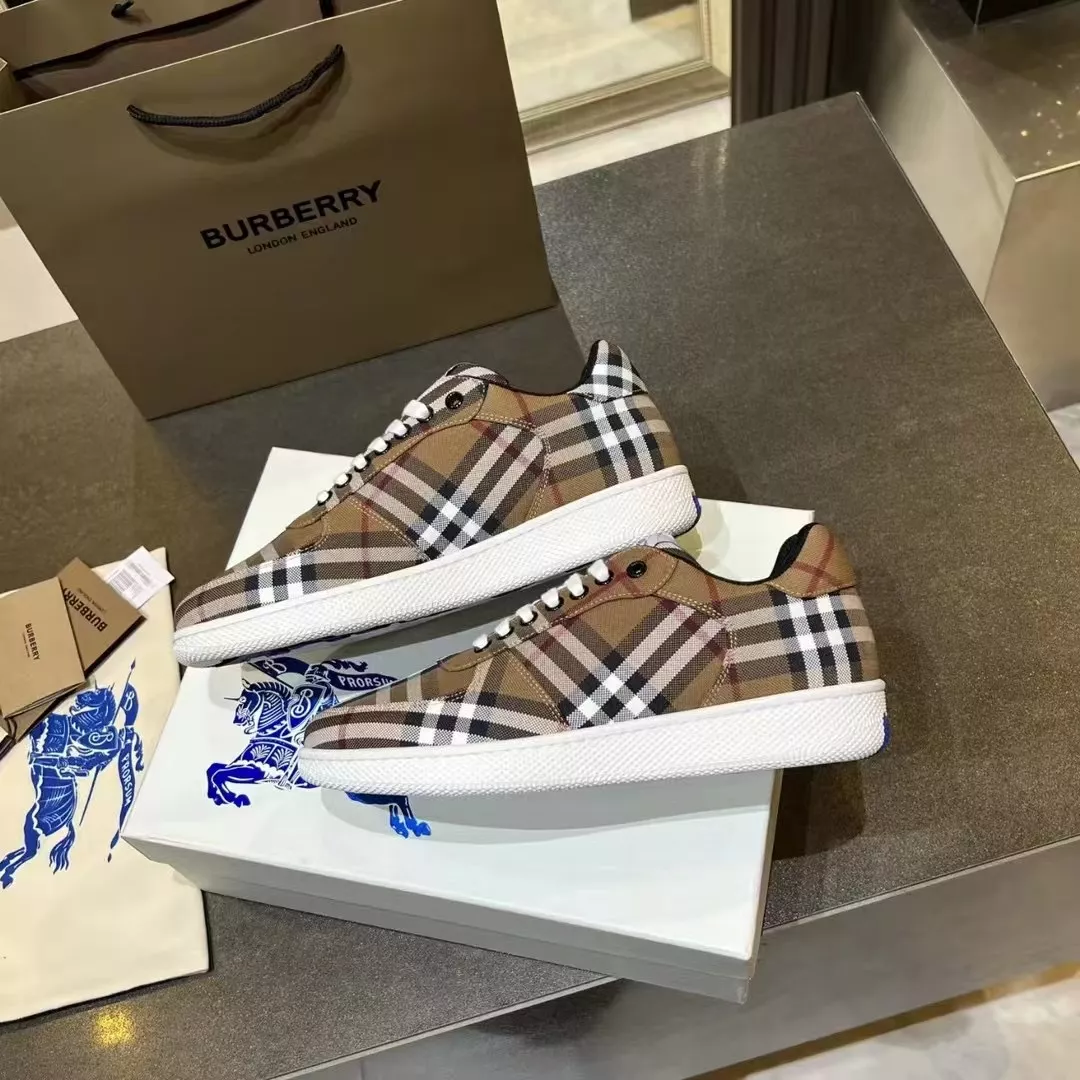 Burberry Casual Shoes For Men Breathable 3696