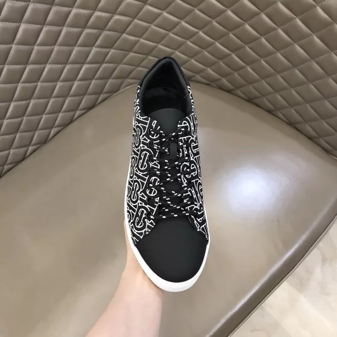 Burberry Casual Shoes For Men Bright 8944