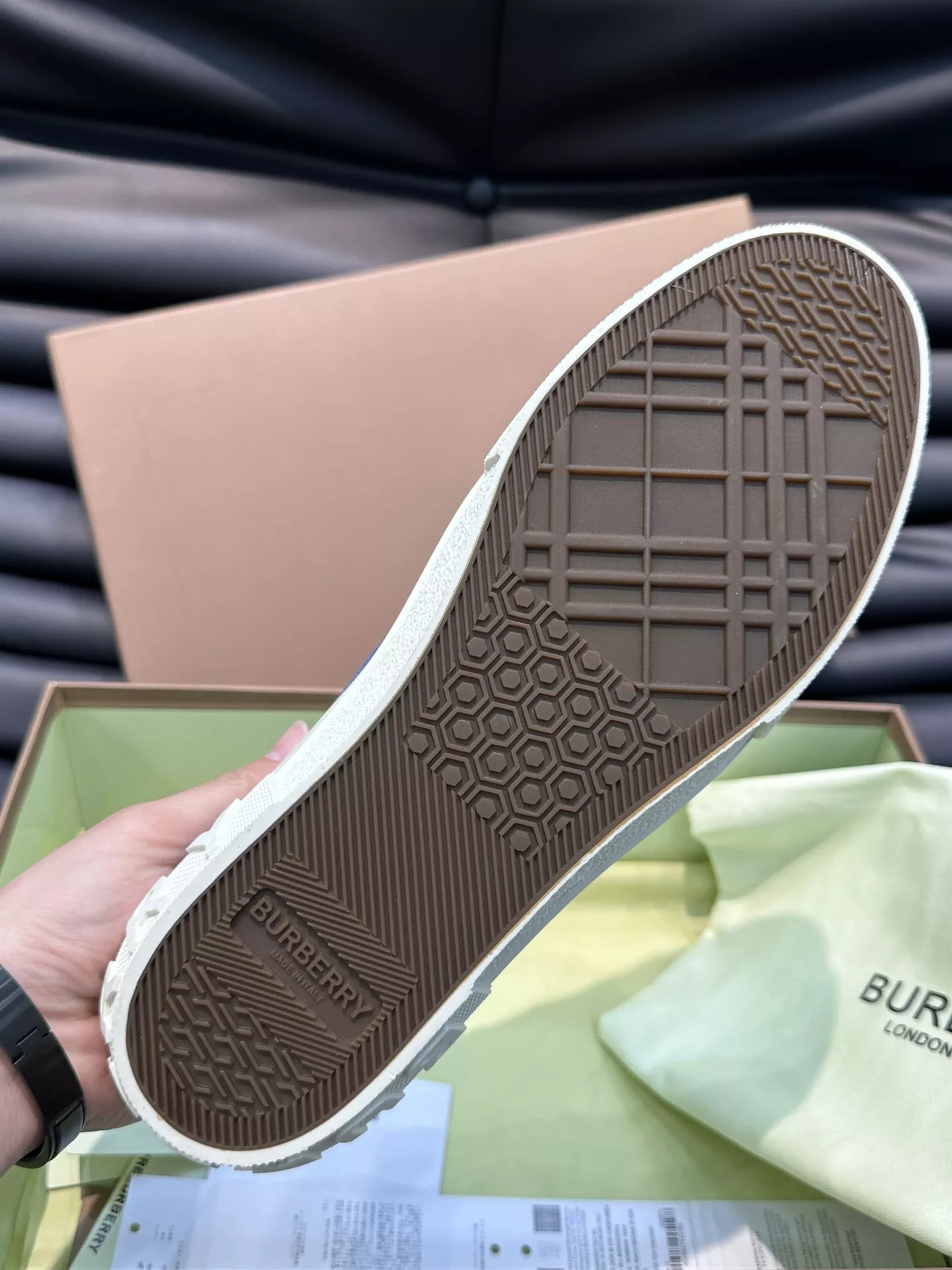 Burberry Casual Shoes For Men Classic 6680