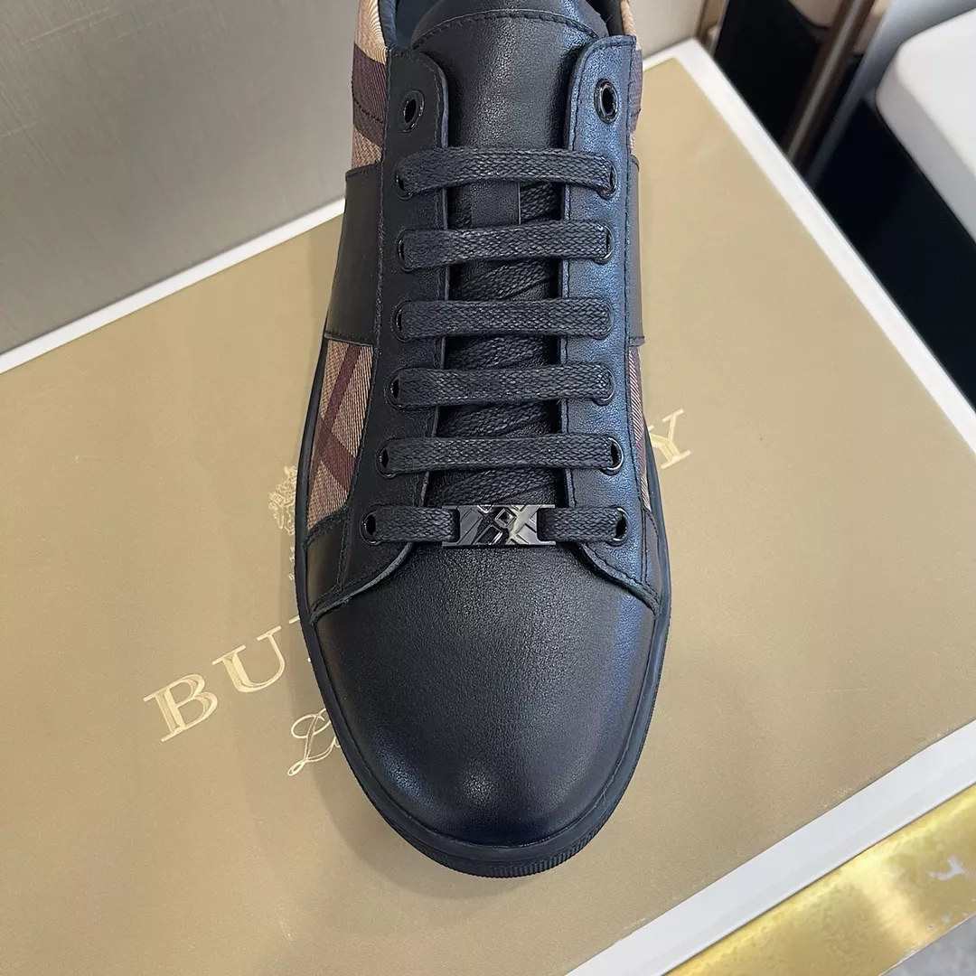 Burberry Casual Shoes For Men Comfortable 5904