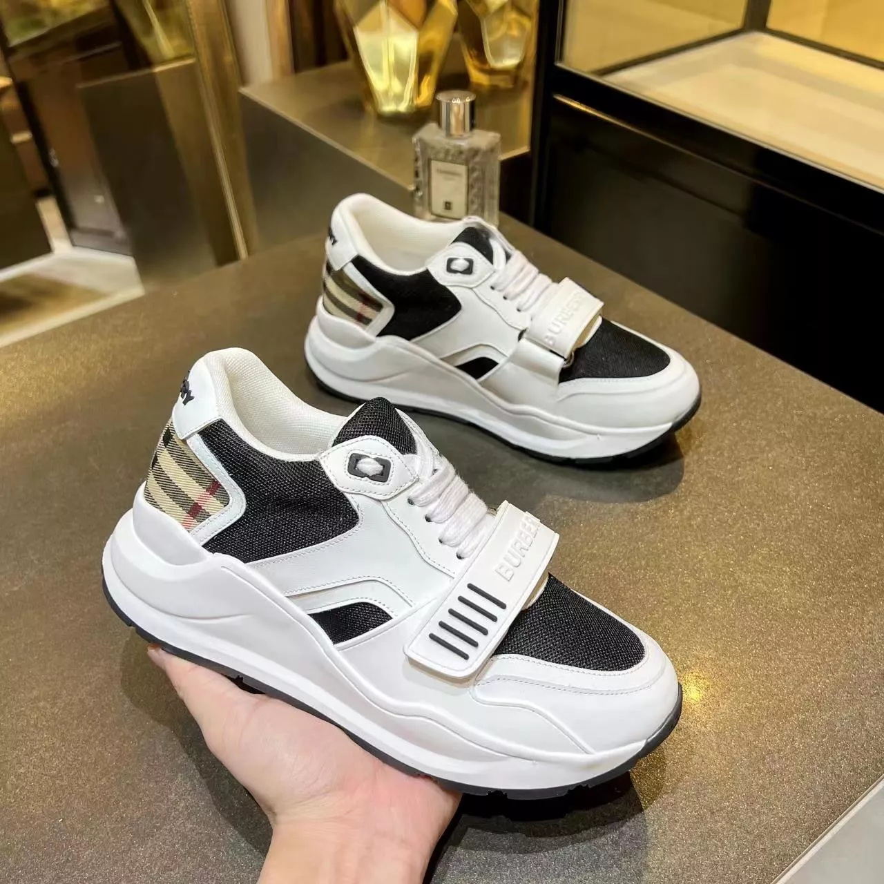 Burberry Casual Shoes For Men Cozy 2116