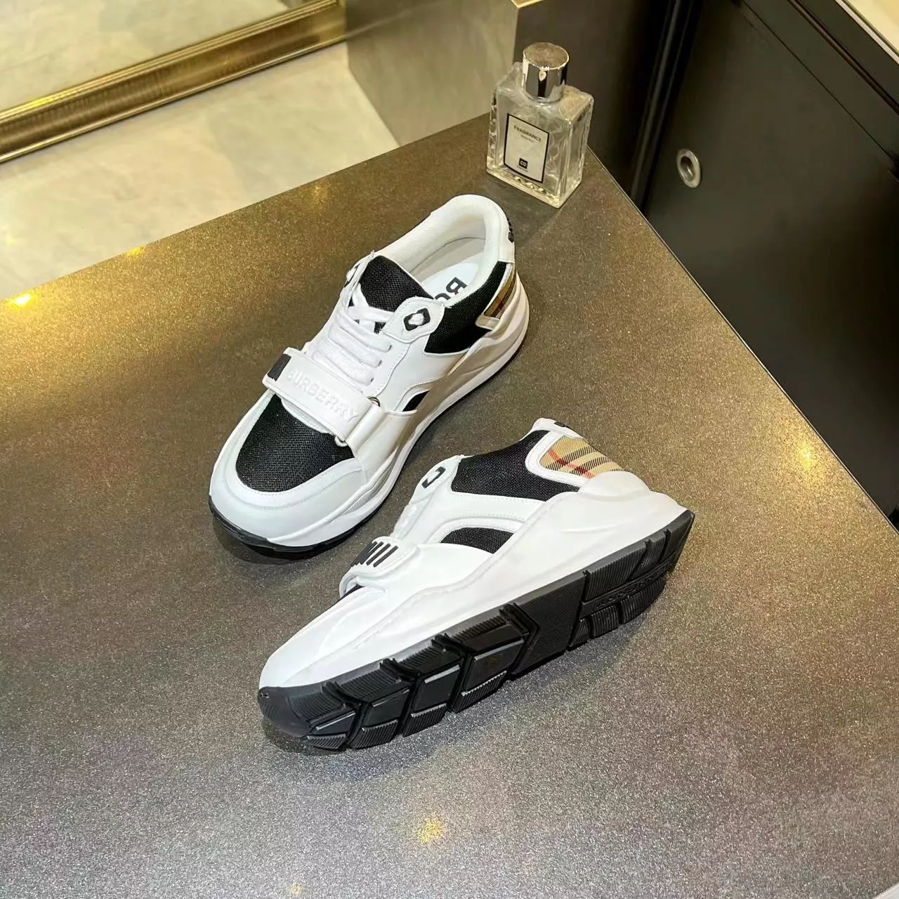 Burberry Casual Shoes For Men Cozy 2116