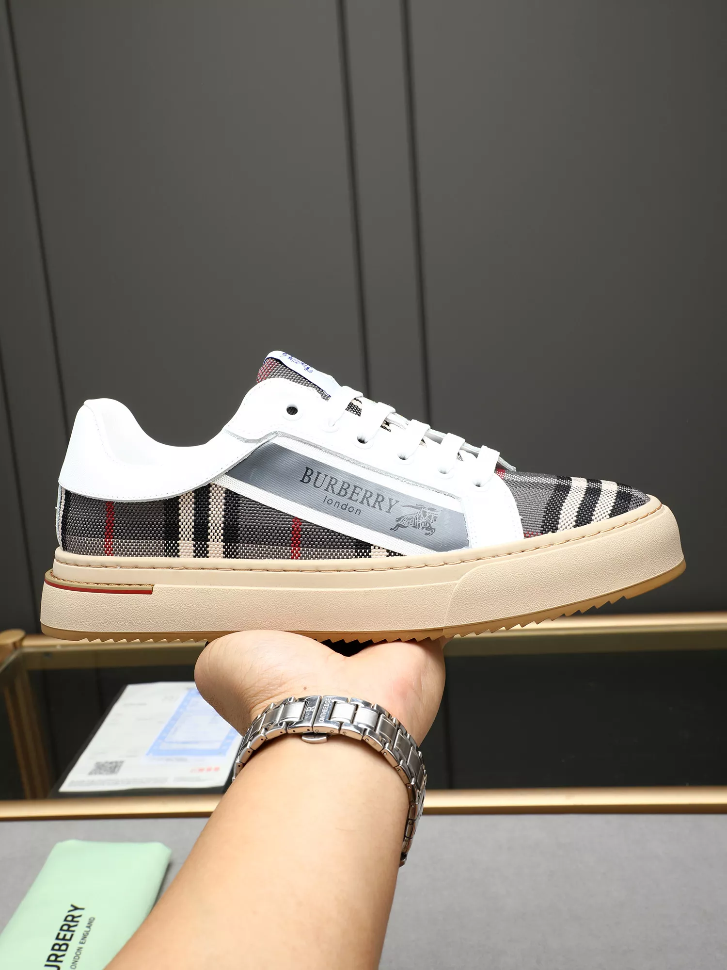 Burberry Casual Shoes For Men DailyWear 1200