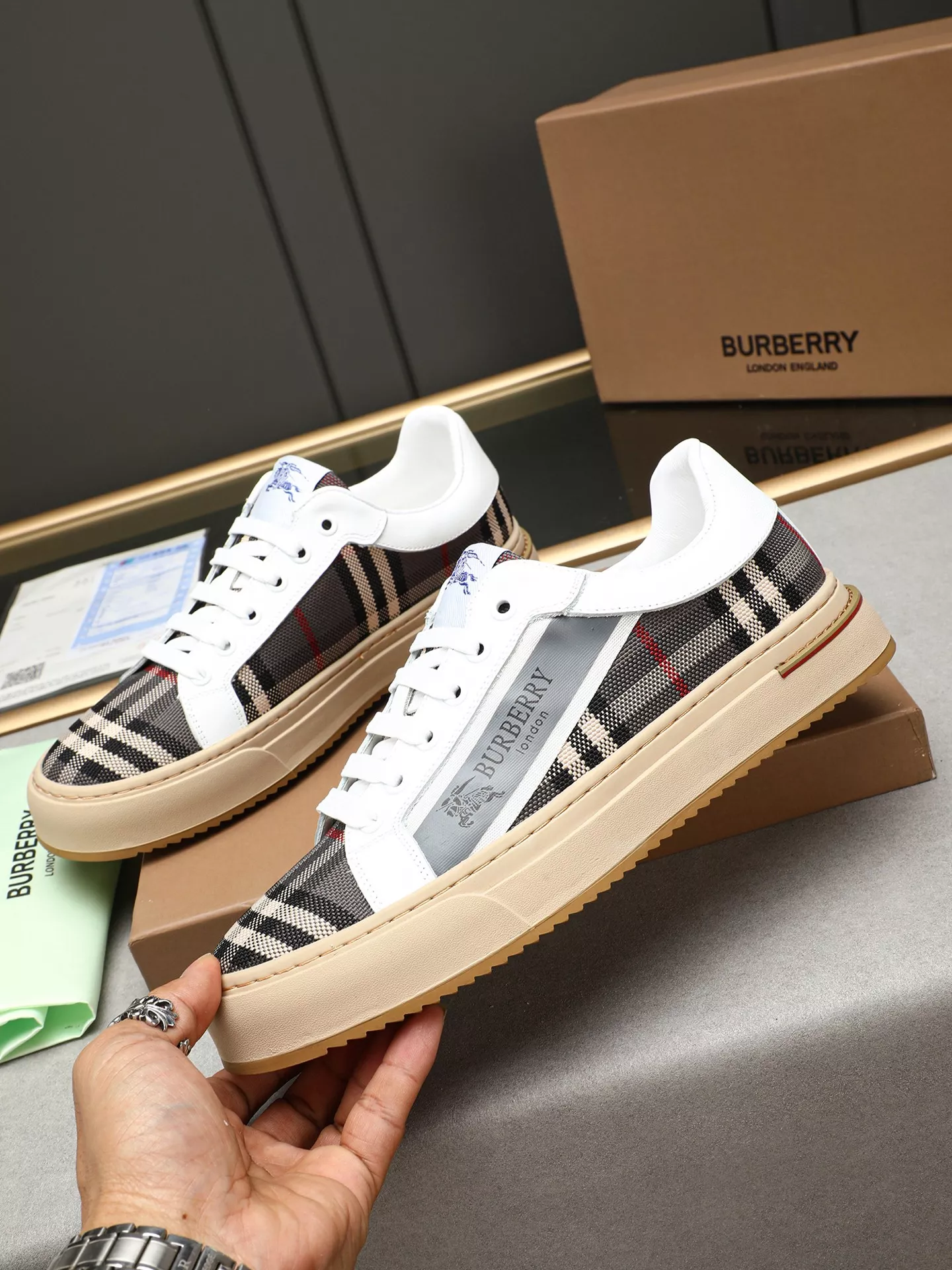 Burberry Casual Shoes For Men DailyWear 1200
