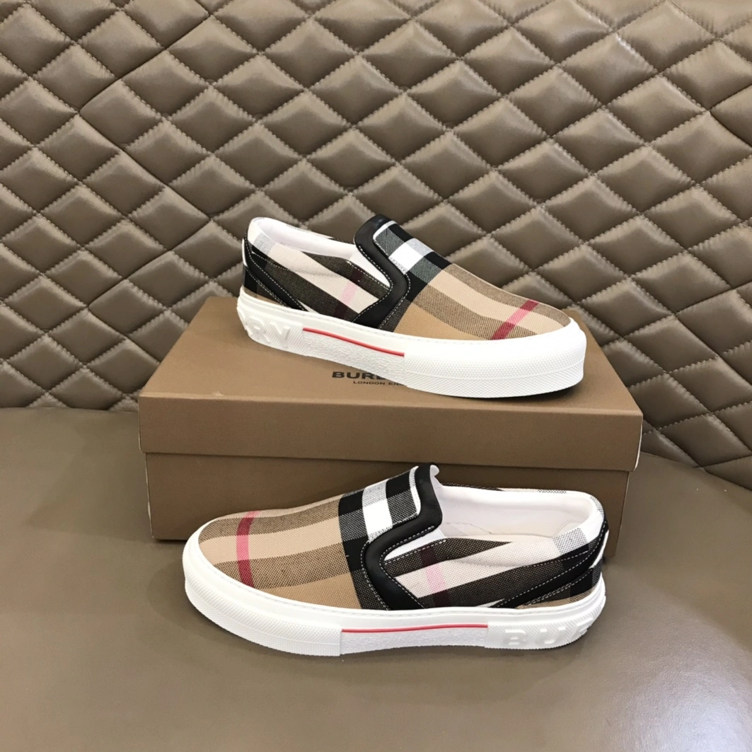 Burberry Casual Shoes For Men DailyWear 9900