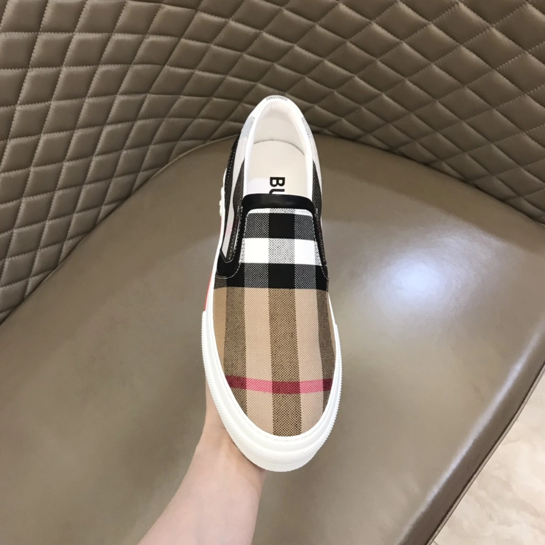 Burberry Casual Shoes For Men DailyWear 9900