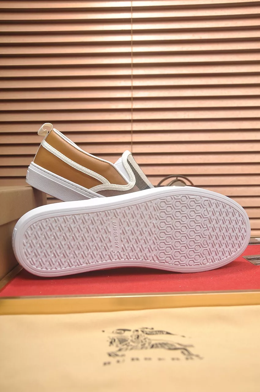 Burberry Casual Shoes For Men EasyMatch 2831