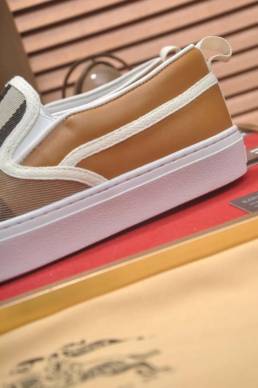 Burberry Casual Shoes For Men EasyMatch 2831