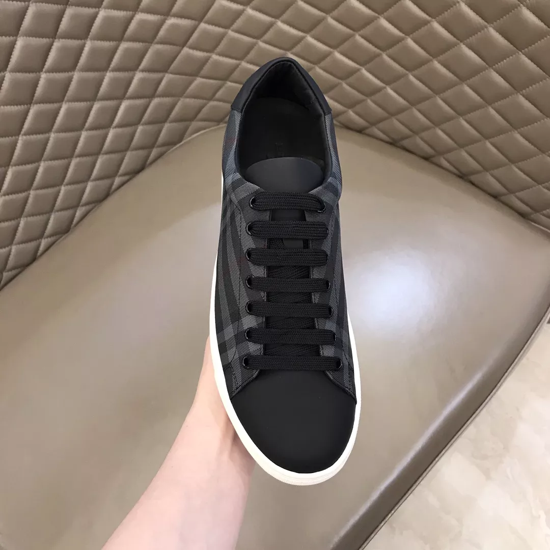 Burberry Casual Shoes For Men Efficient 2154