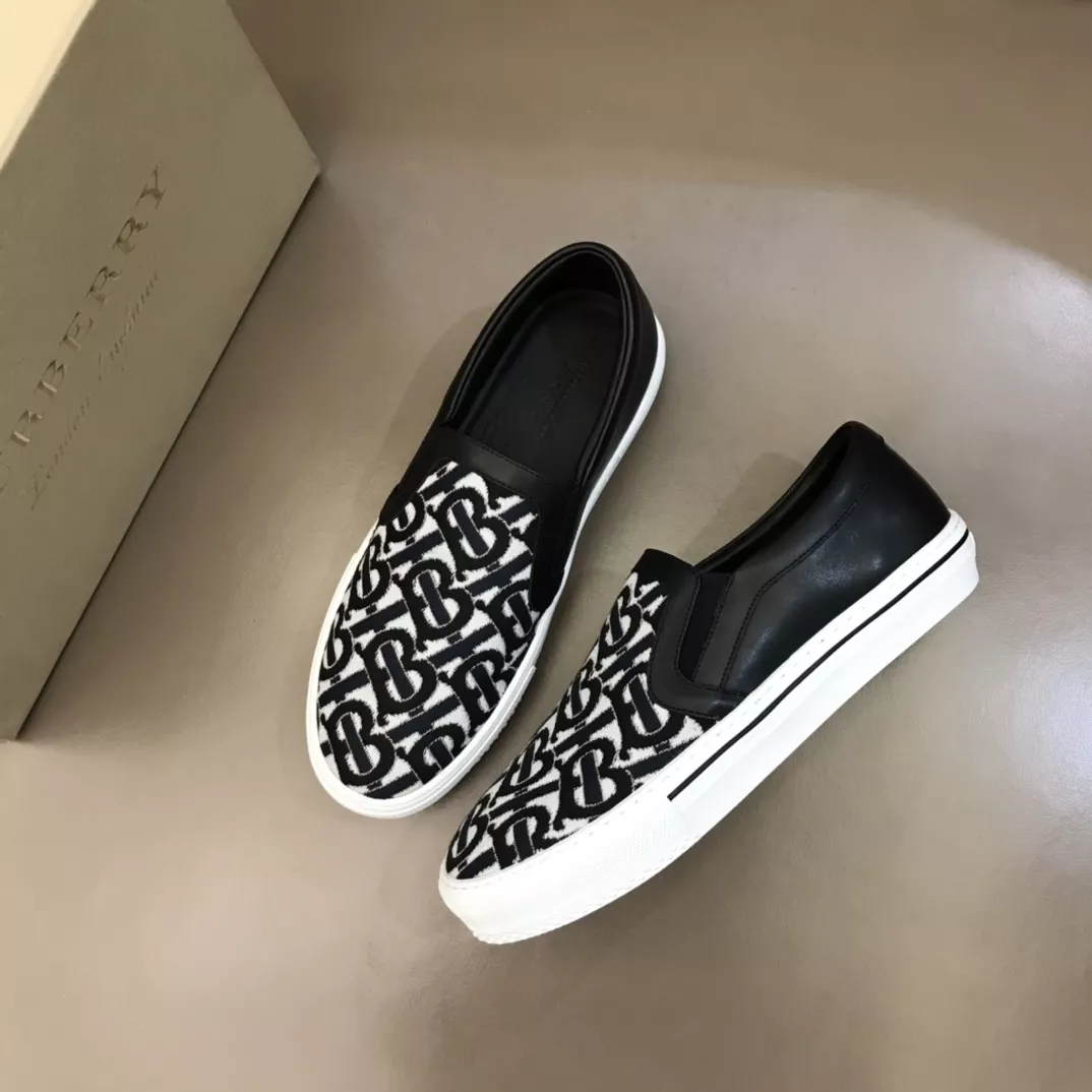 Burberry Casual Shoes For Men EyeCatching 6591