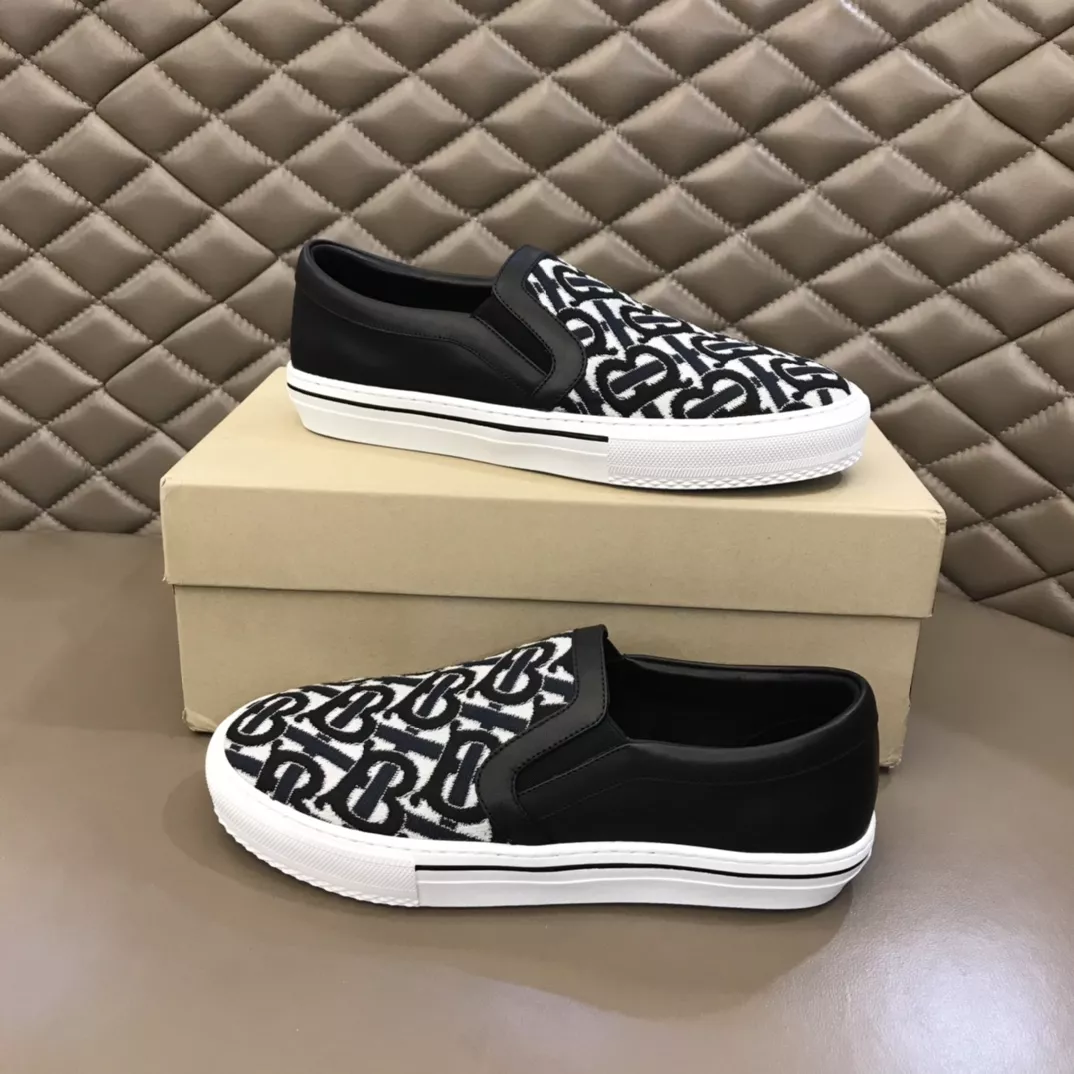 Burberry Casual Shoes For Men EyeCatching 6591
