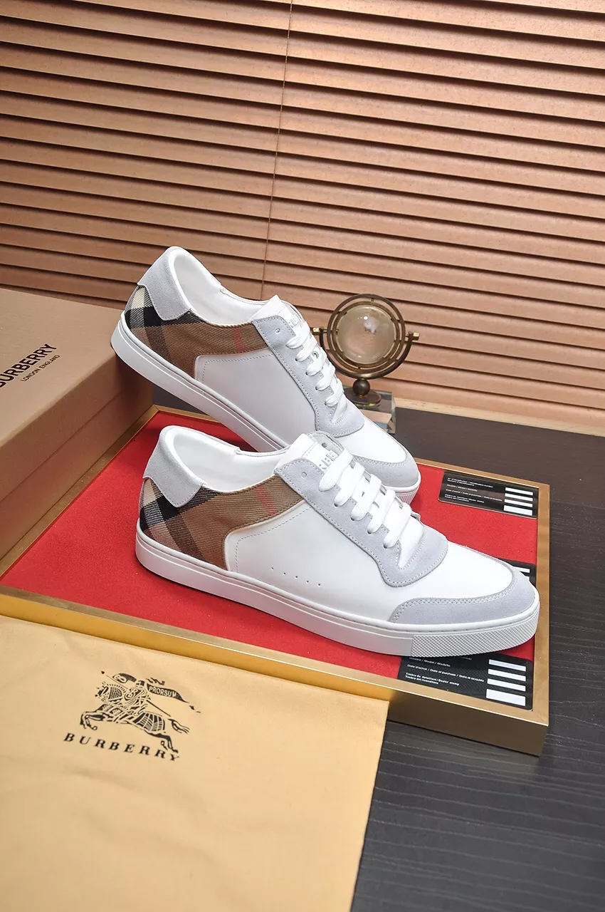 Burberry Casual Shoes For Men Fashionable 2286