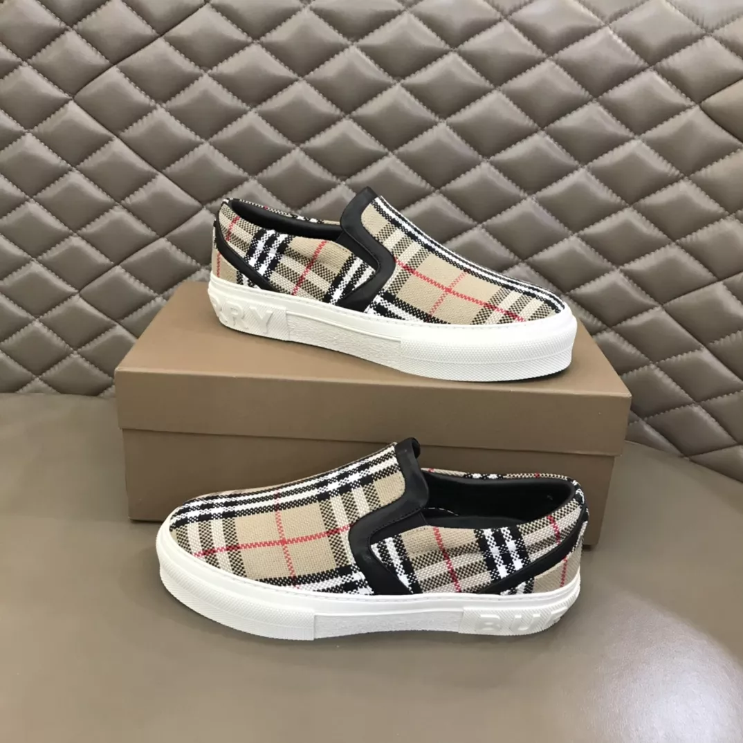 Burberry Casual Shoes For Men Functional 1441