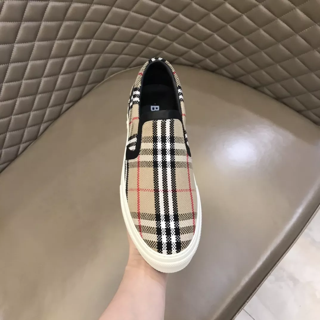 Burberry Casual Shoes For Men Functional 1441