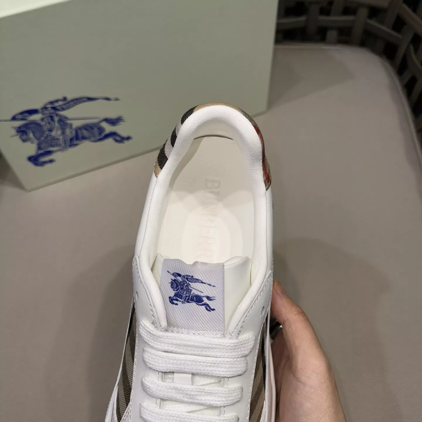 Burberry Casual Shoes For Men Functional 5015