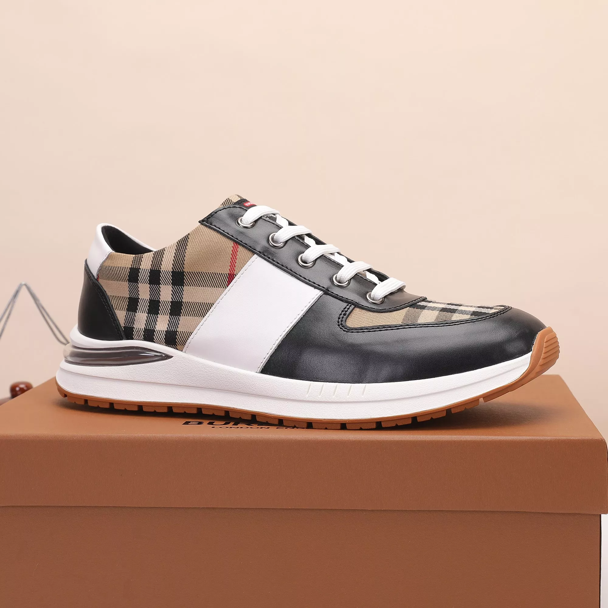 Burberry Casual Shoes For Men Functional 5441