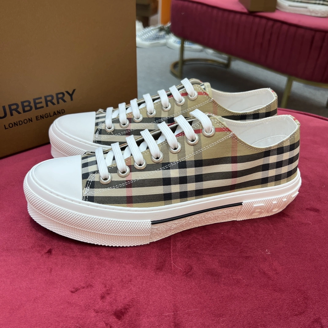 Burberry Casual Shoes For Men GoAnywhere 3181