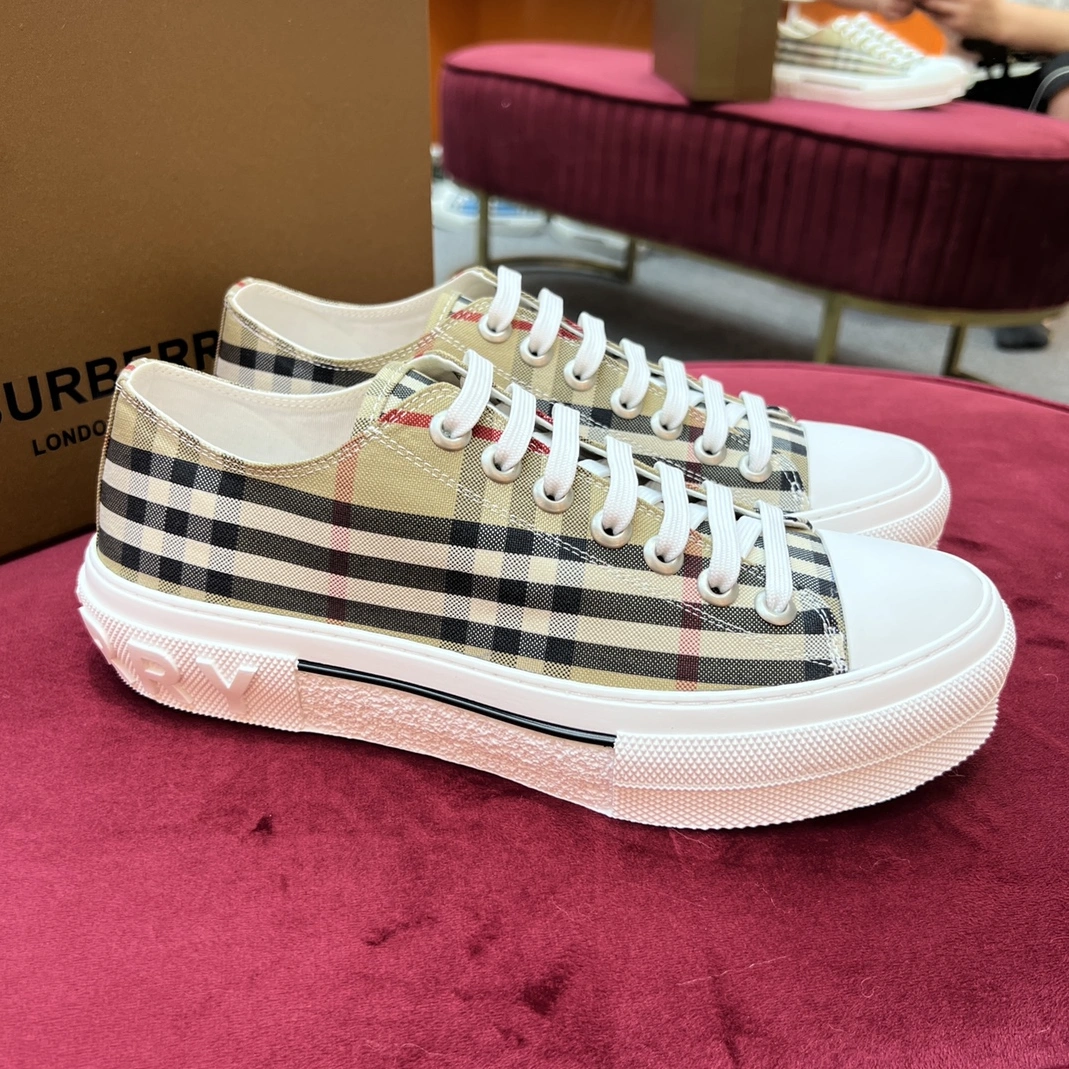 Burberry Casual Shoes For Men GoAnywhere 3181