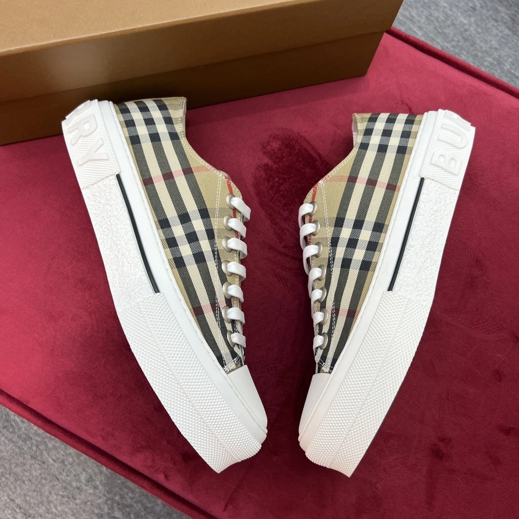 Burberry Casual Shoes For Men GoAnywhere 3181