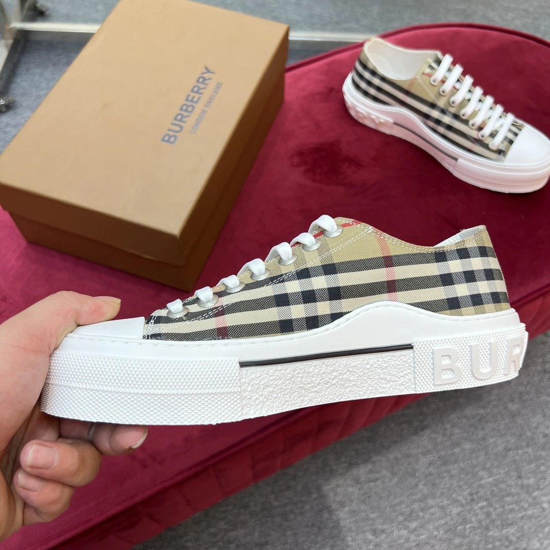 Burberry Casual Shoes For Men GoAnywhere 3181
