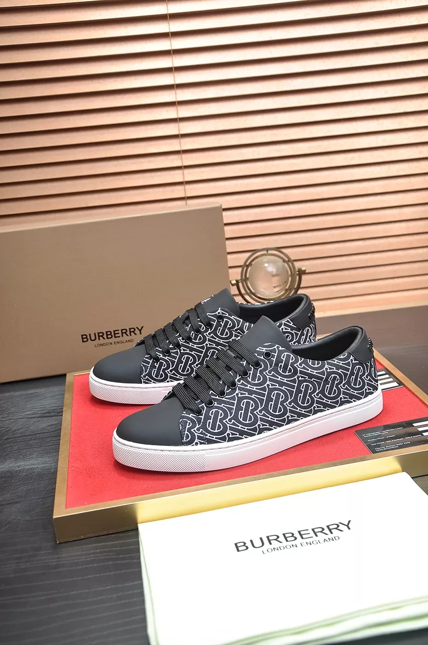 Burberry Casual Shoes For Men HighQuality 870