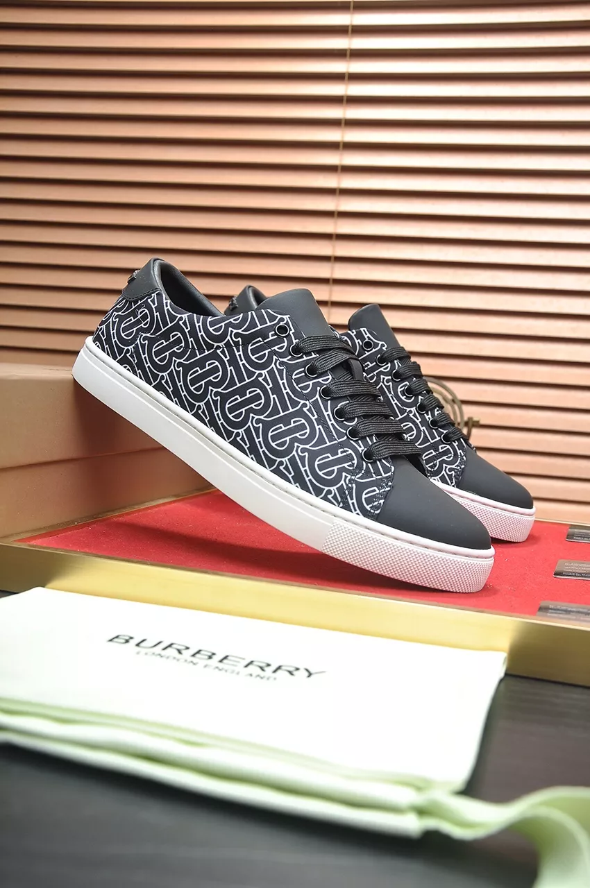 Burberry Casual Shoes For Men HighQuality 870