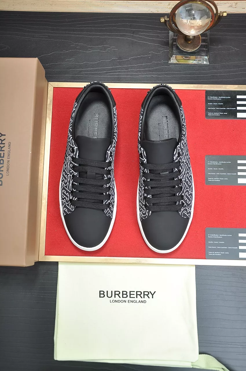 Burberry Casual Shoes For Men HighQuality 870