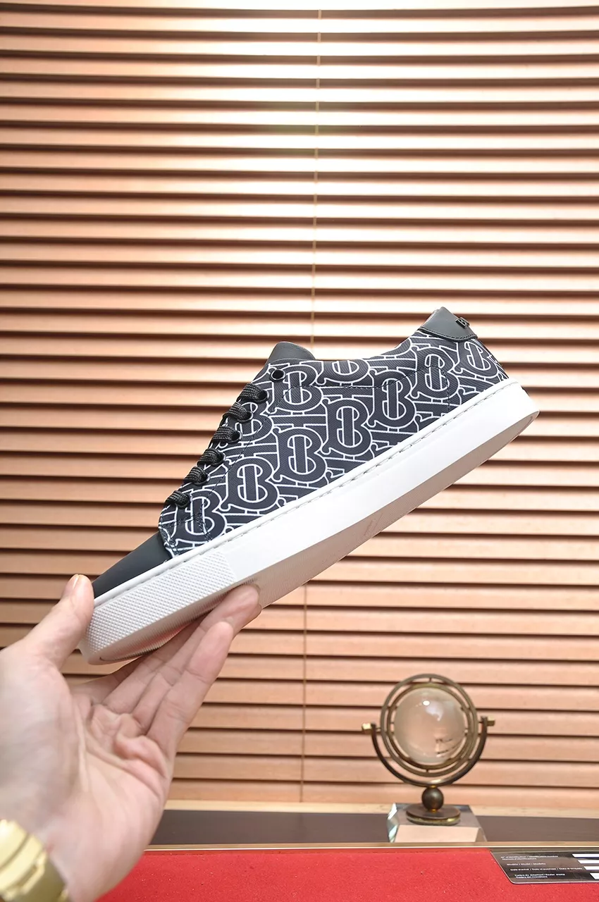 Burberry Casual Shoes For Men HighQuality 870