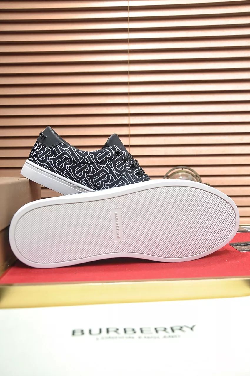 Burberry Casual Shoes For Men HighQuality 870