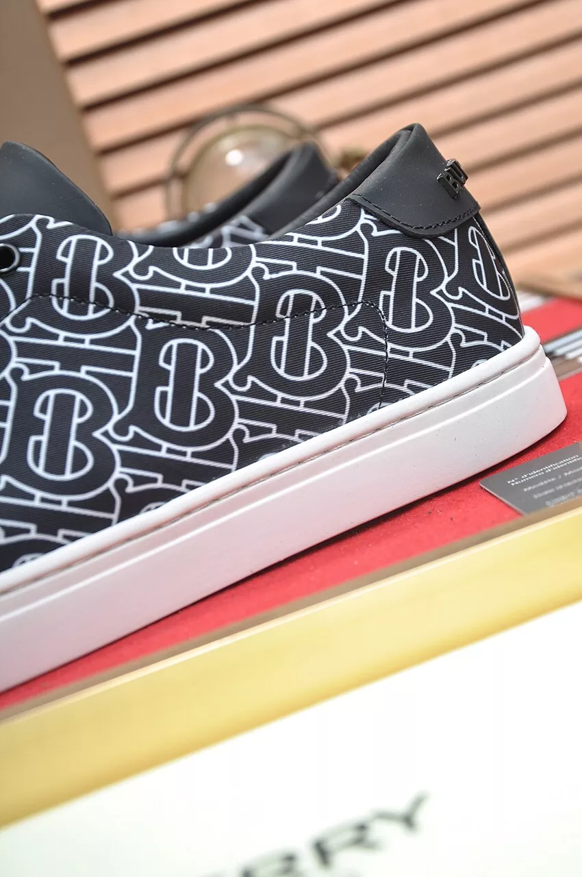 Burberry Casual Shoes For Men HighQuality 870