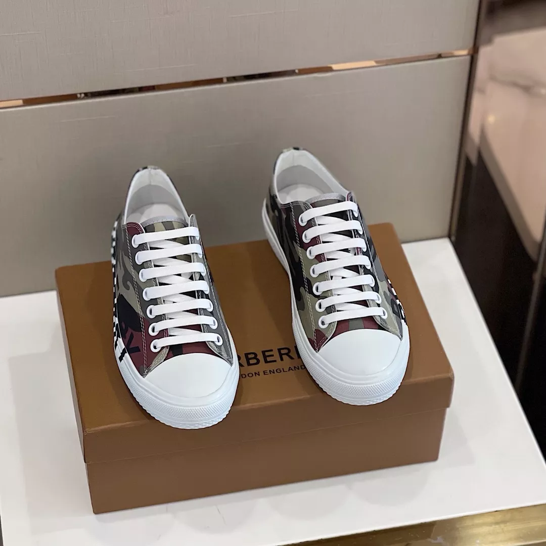 Burberry Casual Shoes For Men Lightweight 6862