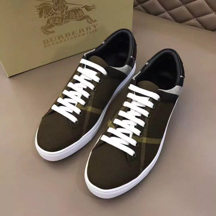 Burberry Casual Shoes For Men Lightweight 798
